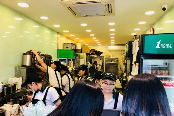 奶茶店裝修設計